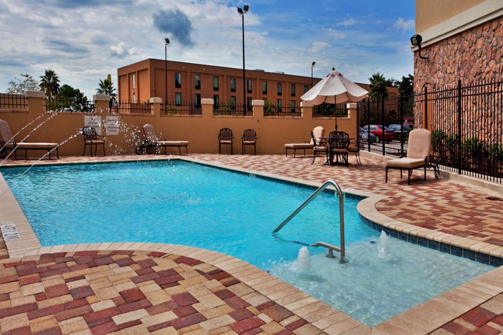 Holiday Inn Express Donaldsonville By Ihg Экстерьер фото